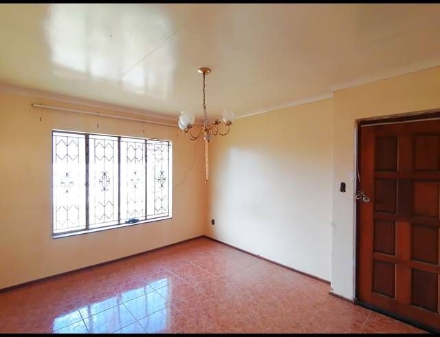 3 BEDROOM FREESTANDING SOLD IN JOUBERTON